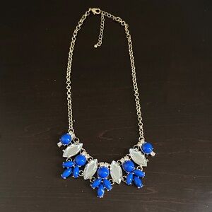 Elegant Blue and Silver Statement Necklace